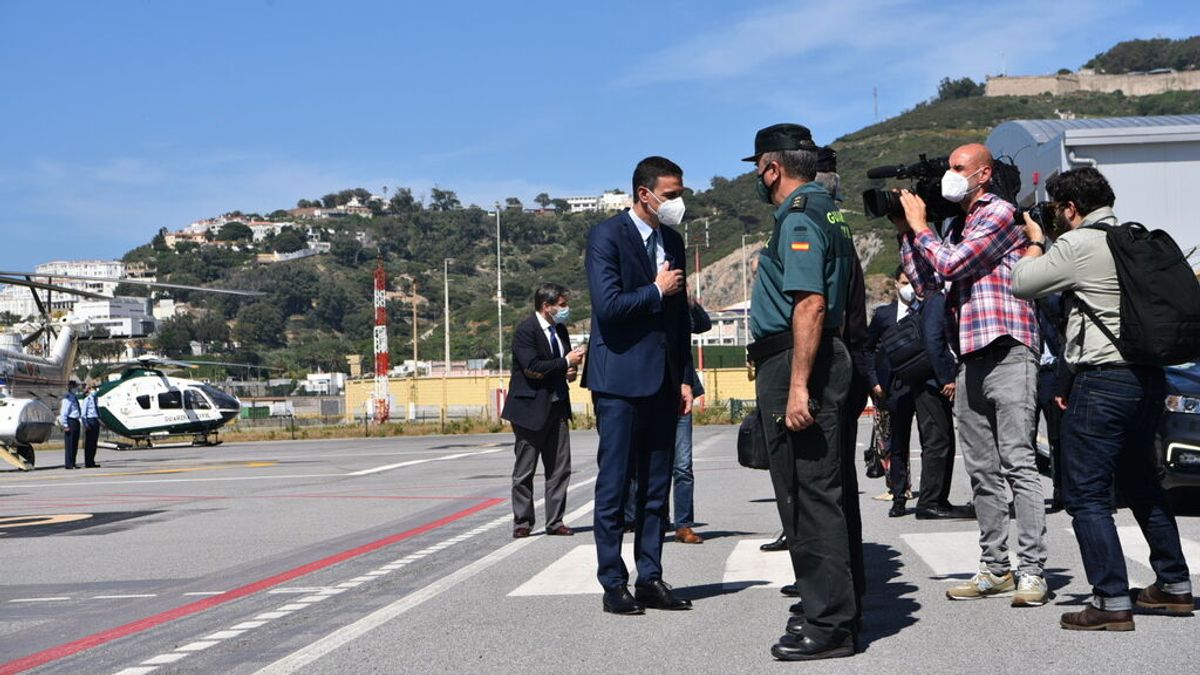 Condenado por patear un coche de la caravana de Pedro Sánchez durante la crisis migratoria en Ceuta