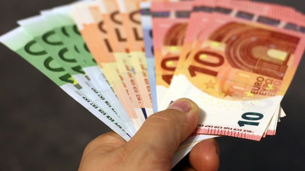 Nueve de cada diez empresas españolas subirán salarios en 2022: los sectores en los que más se contratará