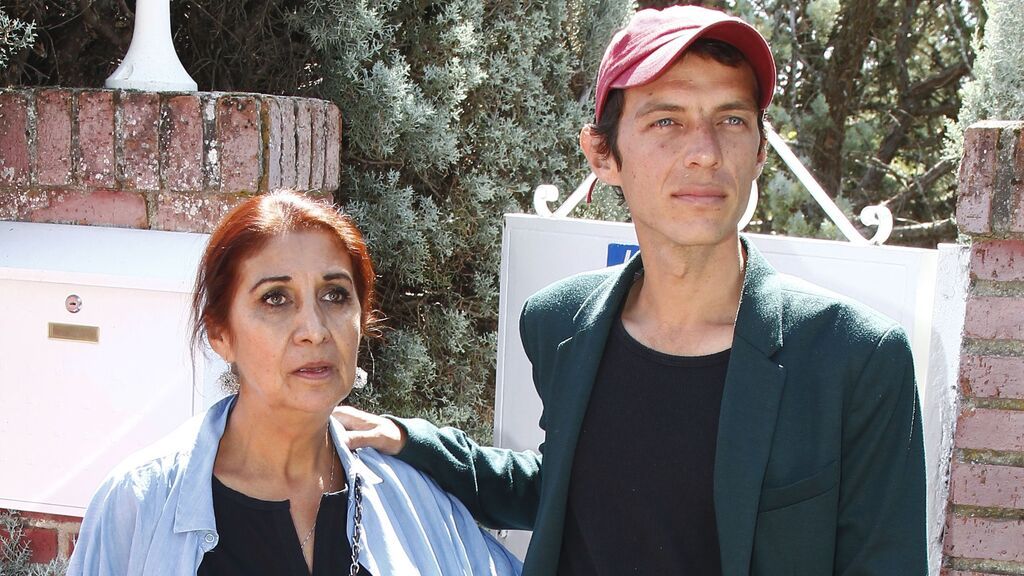Camilo Blanes junto a su madre Lourdes Ornelas, en una foto de archivo