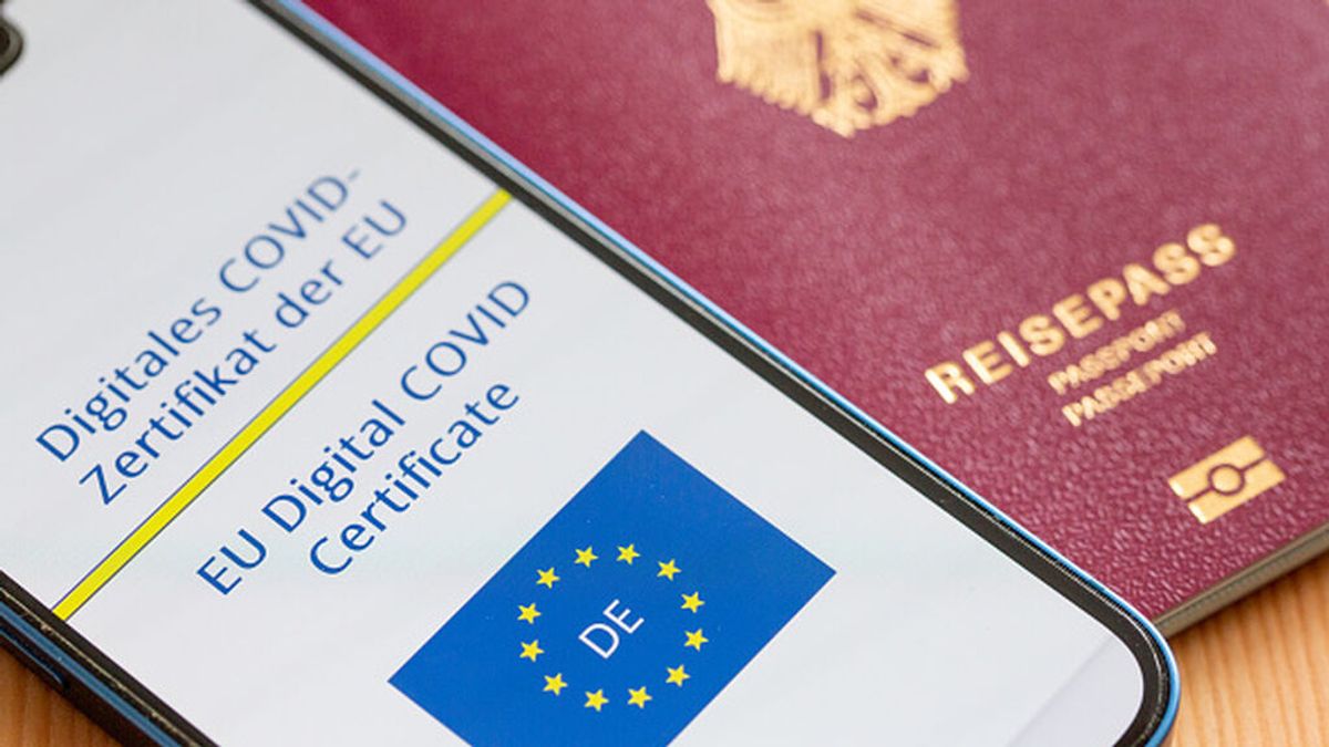La Comisión Europea extenderá el uso del pasaporte covid hasta junio de 2023