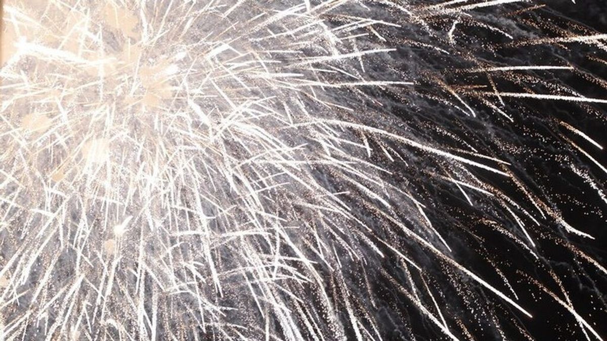 Novedades pirotécnicas de las Fallas 2022: 'Mascletaes' nocturnas en los barrios y una 'cordà' Novedades pirotécnicas de las Fallas 2022: 'Mascletaes' nocturnas en los barrios y una 'cordà'