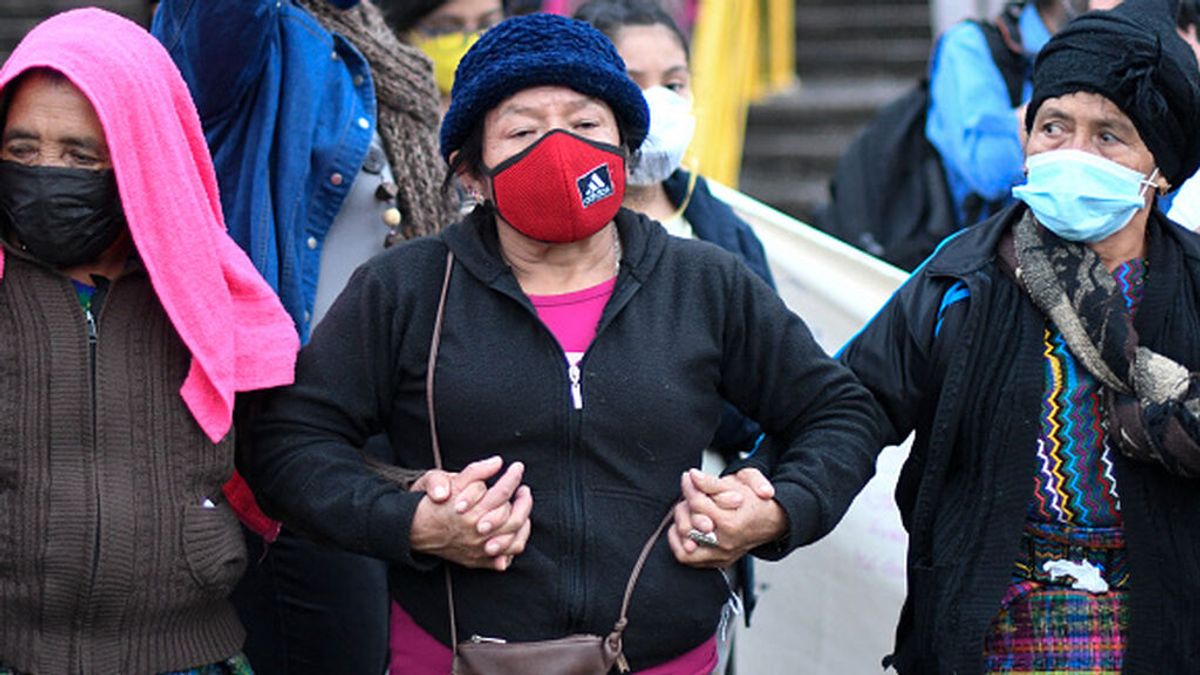 Detienen a militares y paramilitares por asesinar a 25 indígenas en Guatemala Detienen a militares y paramilitares por asesinar a 25 indígenas en Guatemala