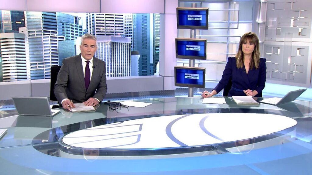 Con David Cantero e Isabel Jiménez Informativos Telecinco 2022 Mediodía 03/02/2022