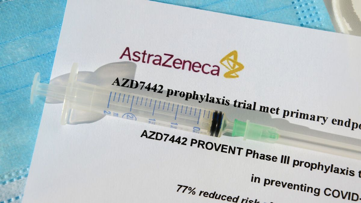 Sanidad compra a AstraZeneca Evusheld, alternativa a la vacuna para personas de riesgo Sanidad compra a AstraZeneca Evusheld, alternativa a la vacuna para personas de riesgo