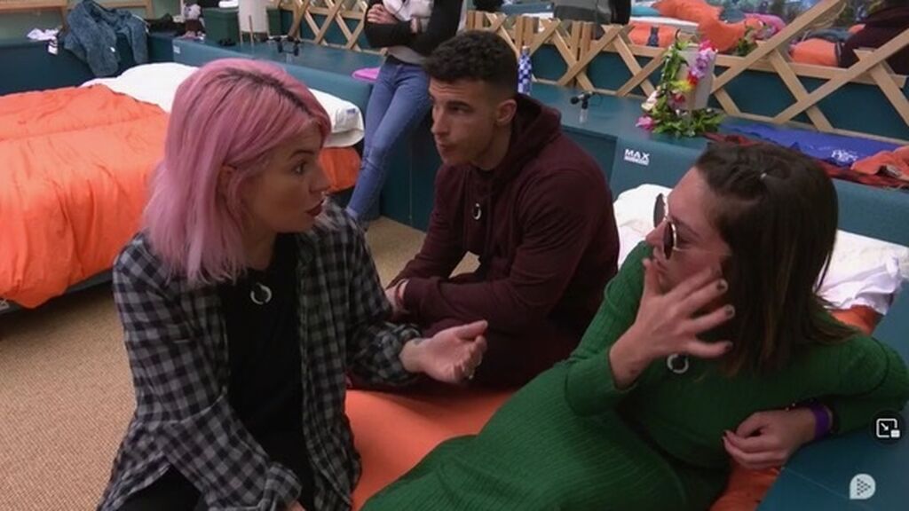 Marta rompe a llorar