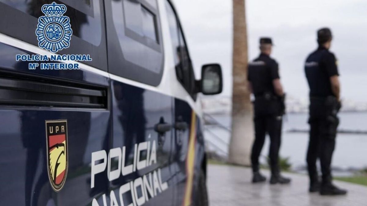 Investigado por acosar y perseguir a niñas menores en las inmediaciones del colegio Portaceli en Sevilla Investigado por acosar y perseguir a niñas menores en las inmediaciones del colegio Portaceli en Sevilla