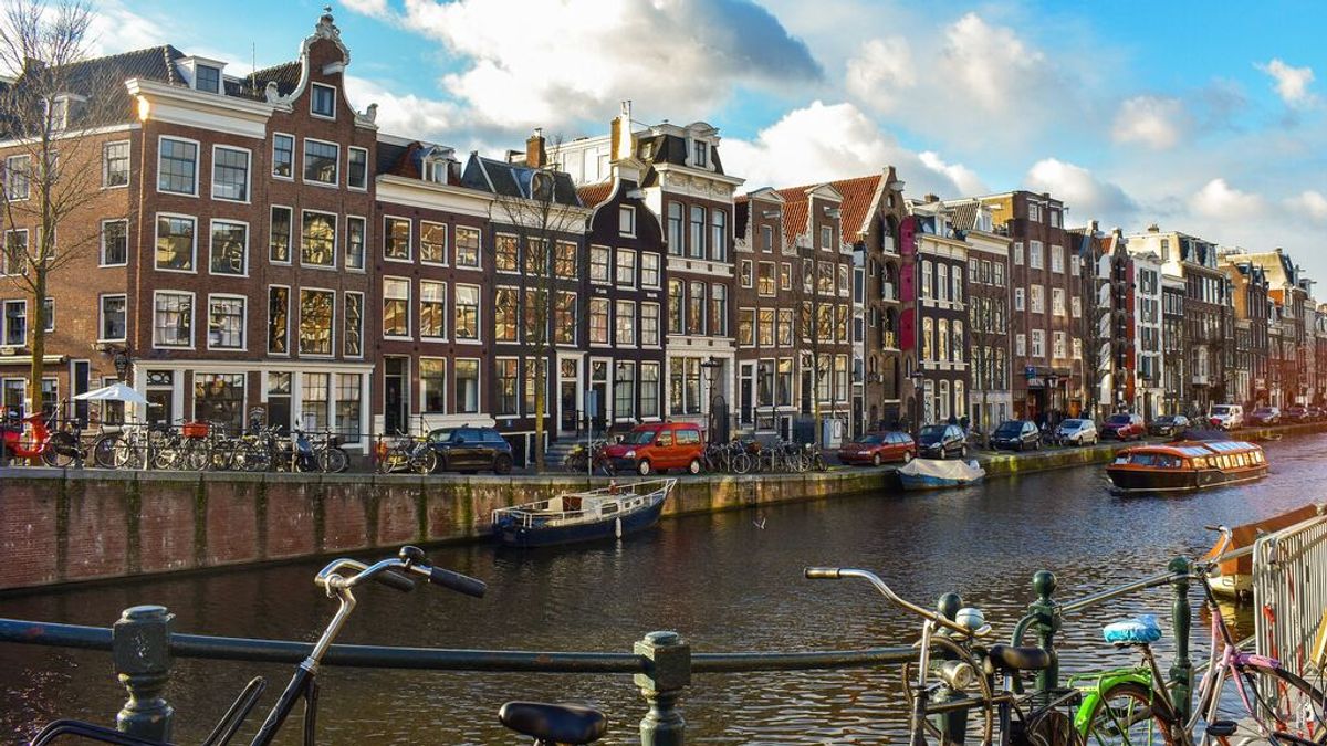 Contra la especulación: la medida en Amsterdam que te obliga a vivir 4 años en el piso que compres
