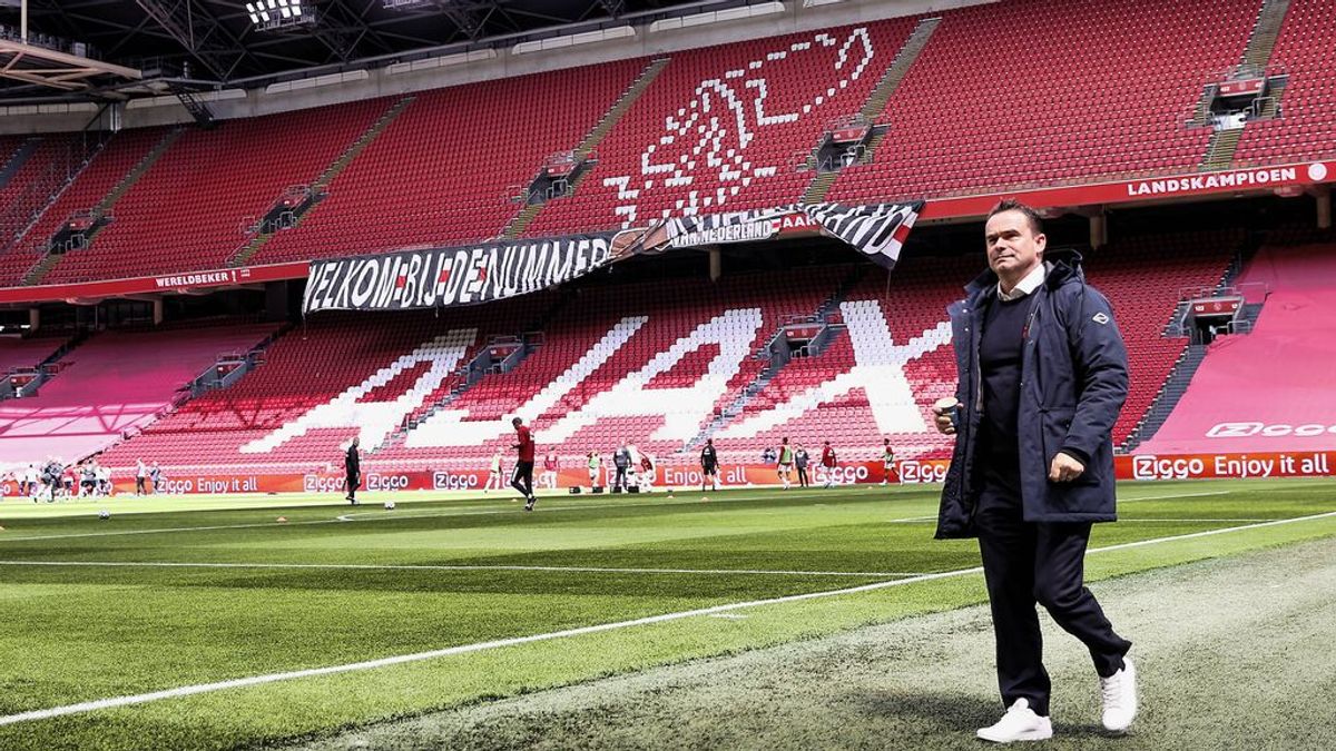 Marc Overmars, despedido por el Ajax tras acosar a trabajadoras del club: "Estoy avergonzado"