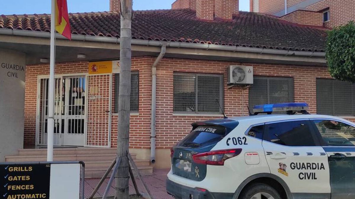Investigan a un anciano de 71 años por pinchar las ruedas de al menos 28 vehículos en Alicante