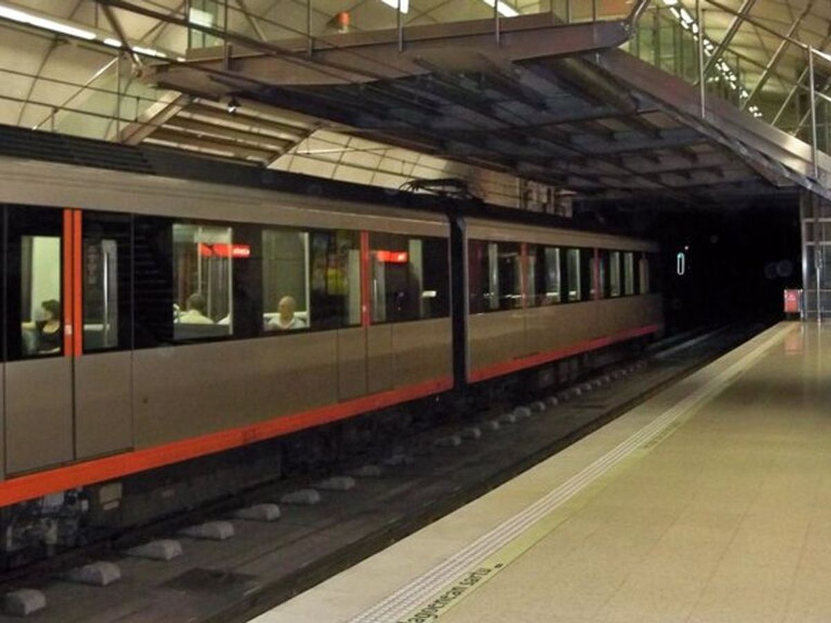 Investigan una agresión sexual a una trabajadora del servicio de limpieza  de Metro Bilbao - NIUS
