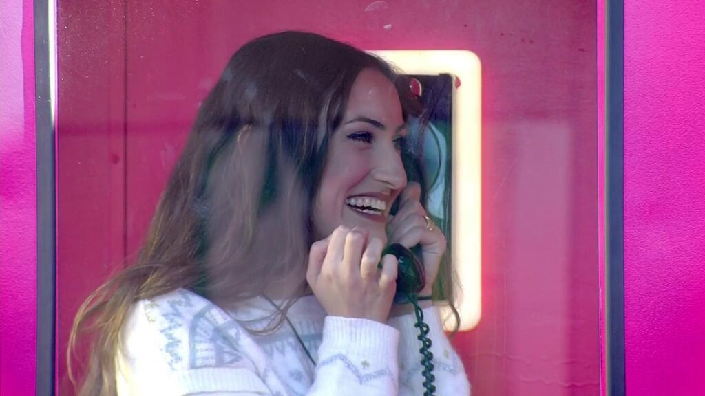 Carmen coge el teléfono y gana diez euros extra en compra: "Quiero un surtido de chocolate"