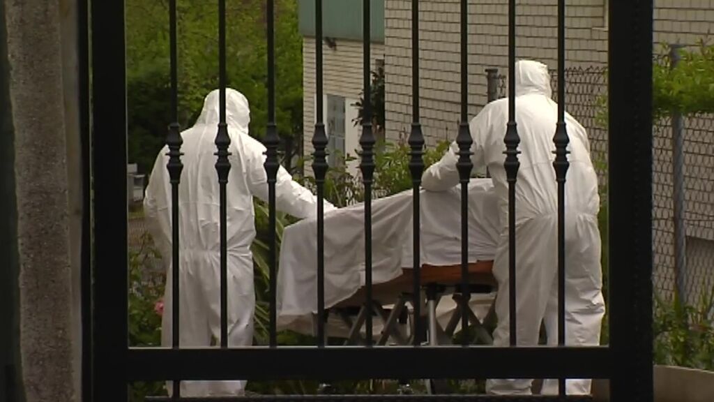 La justicia investiga a dos residencias catalanas por la muerte de más de 100 ancianos al comienzo de la pandemia