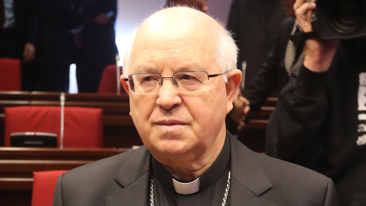 El arzobispo de Santiago respalda la investigación pero pide "no identificar abusos con Iglesia" El arzobispo de Santiago respalda la investigación pero pide "no identificar abusos con Iglesia"