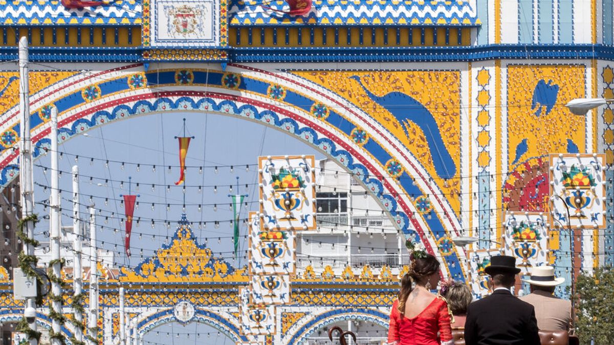 Suben entre 10 y 20 euros los precios de los aparcamientos para la Feria de Abril de Sevilla Suben entre 10 y 20 euros los precios de los aparcamientos para la Feria de Abril de Sevilla
