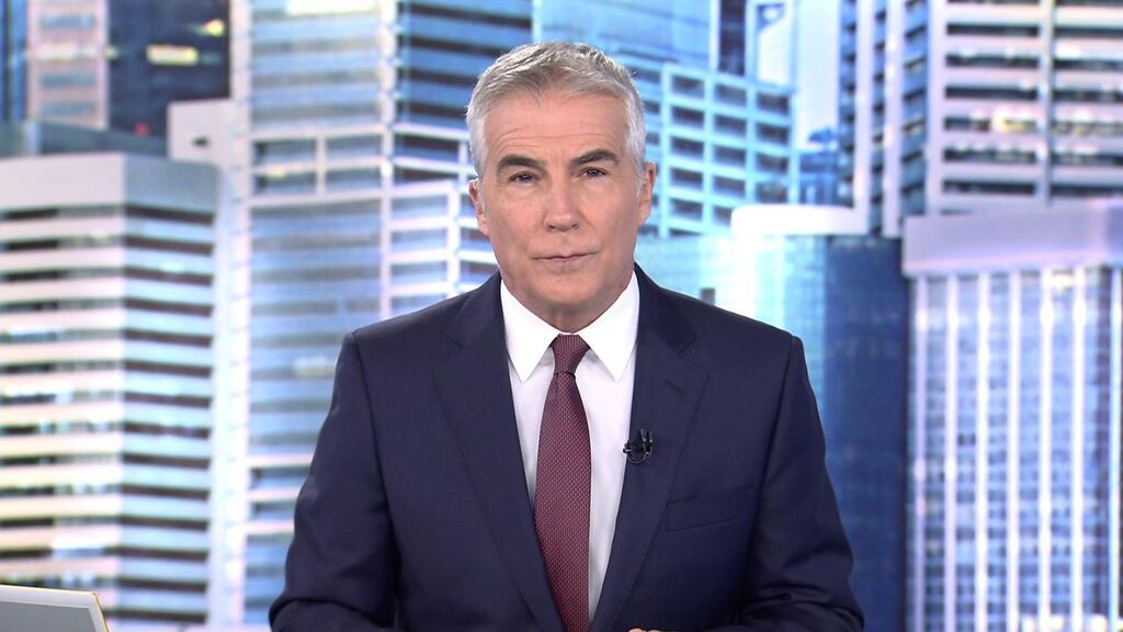 Con David Cantero Informativos Telecinco 2022 Mediodía 14/02/2022