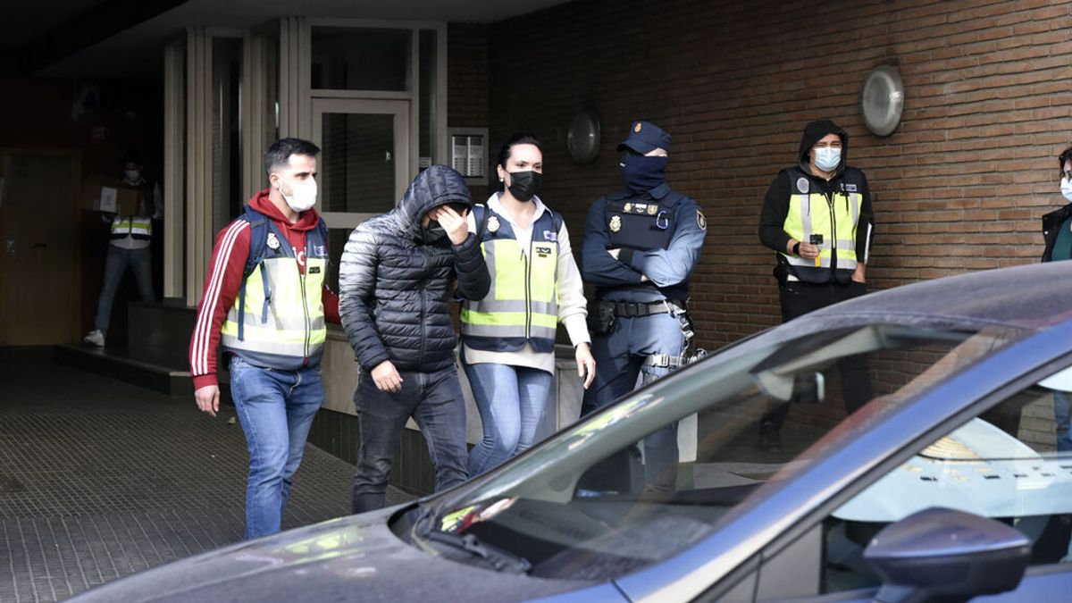 En libertad provisional los 11 detenidos por las presuntas irregularidades del Consell Esportiu En libertad provisional los 11 detenidos por las presuntas irregularidades del Consell Esportiu