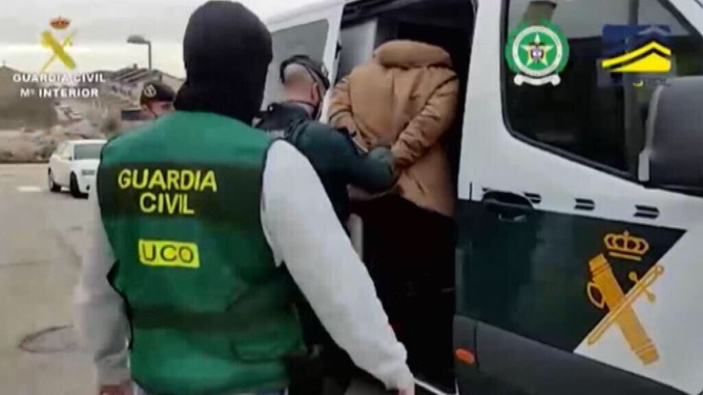 Cae una red que blanqueaba dinero de bandas criminales mediante estafas en criptomonedas