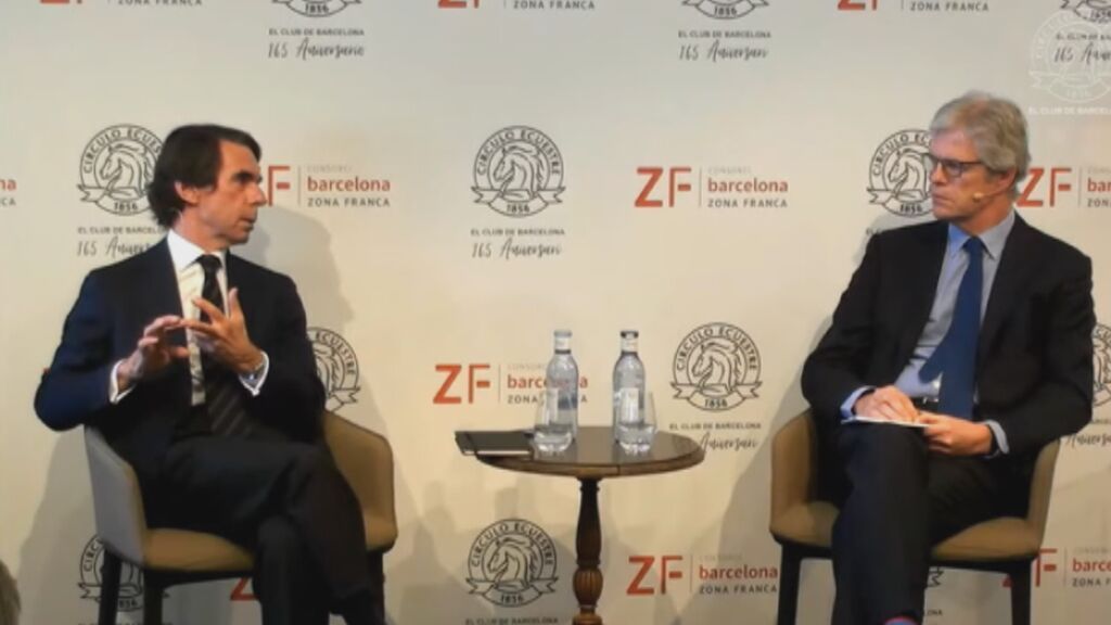 Aznar no quiere a Vox gobernando en Castilla y León: "No veo ventajas en un gobierno de derecha radical"