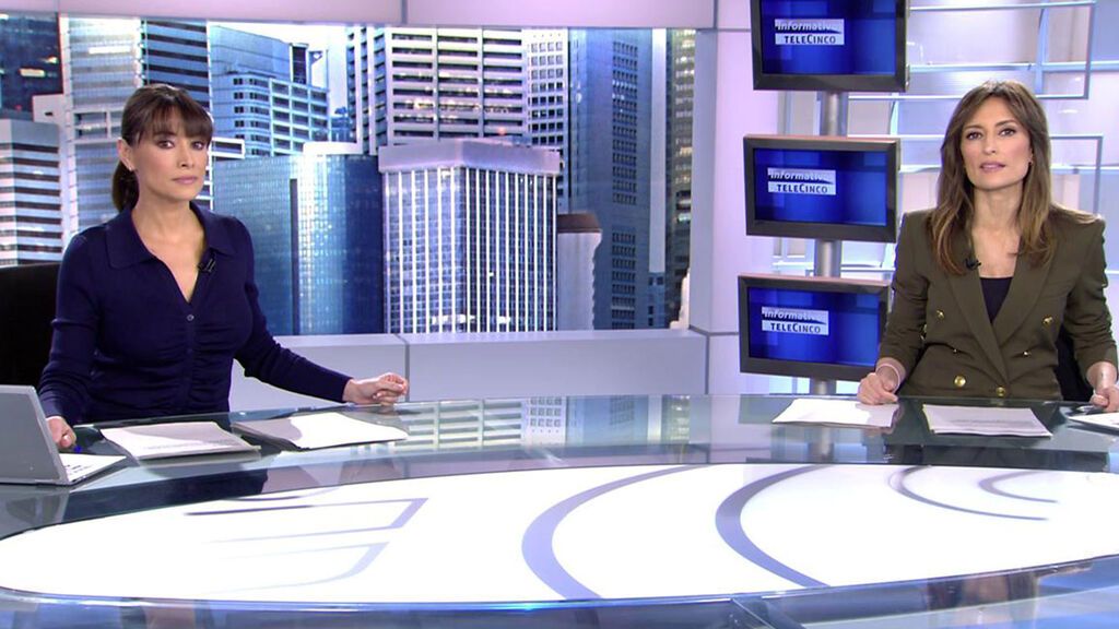 Con Arancha Morales y Leticia Iglesias Informativos Telecinco 2022 Matinal 17/02/2022