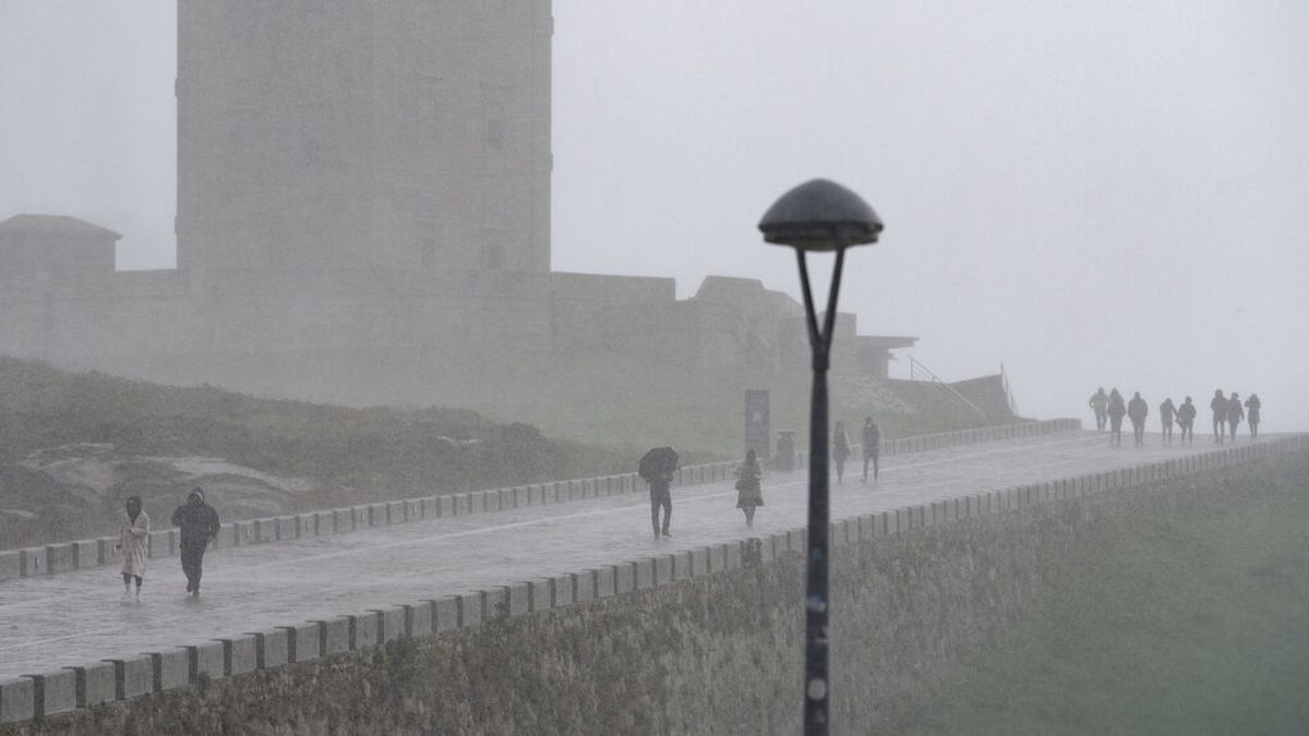 Frío y lluvia en España por una vaguada de aire polar: ¿Qué es y a qué comunidades autónomas afectará?