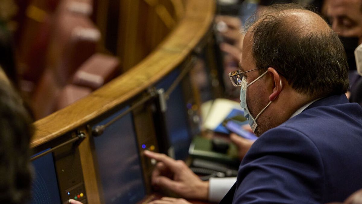 Archivada la investigación sobre el voto de Casero en la reforma laboral al no haber delito informático Archivada la investigación sobre el voto de Casero en la reforma laboral al no haber delito informático