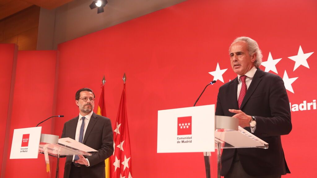 Los consejeros de Ayuso la defienden