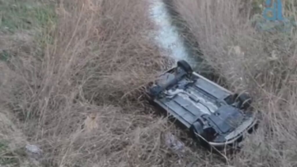 Una mujer muere ahogada al caer su coche en una acequia en Crevillent