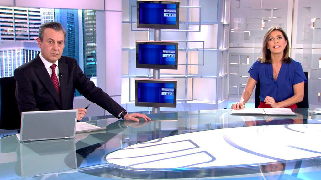 Con José Ribagorda y Ángeles Blanco Informativos Telecinco 2022 Mediodía 19/02/2022