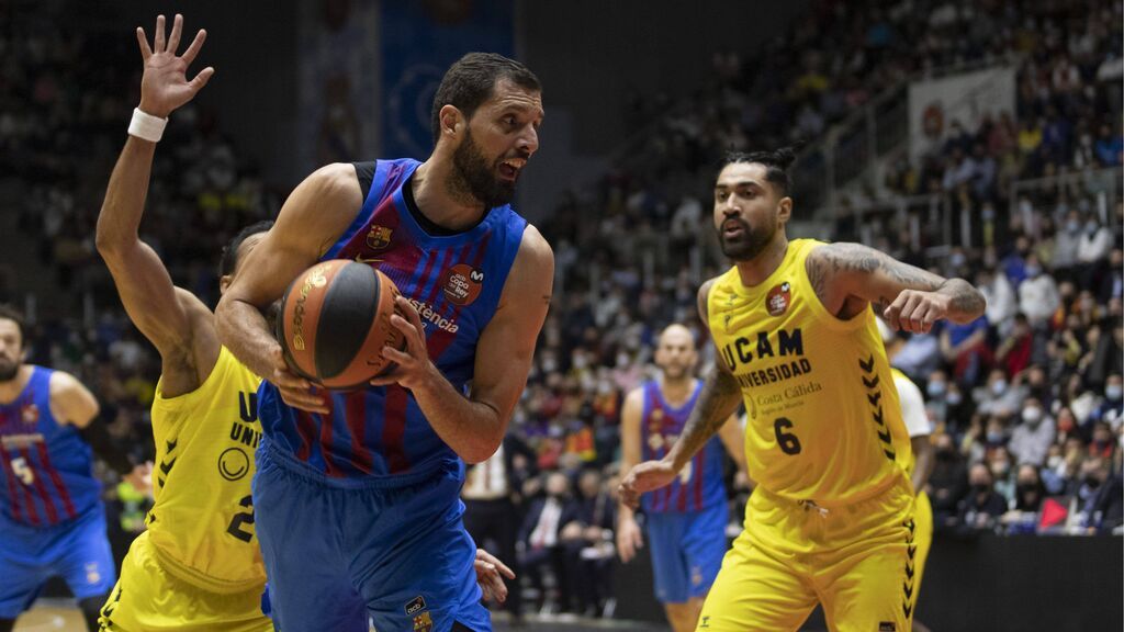 El Barça se emplea a fondo para ganar al UCAM Murcia (103 - 90) y se cita con el Madrid en la final