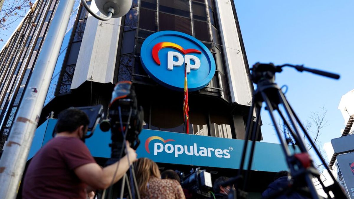 Casado retrasa una semana la salida de la crisis del PP y convoca a la Junta Directiva para medir fuerzas Casado retrasa una semana la salida de la crisis del PP y convoca a la Junta Directiva para medir fuerzas
