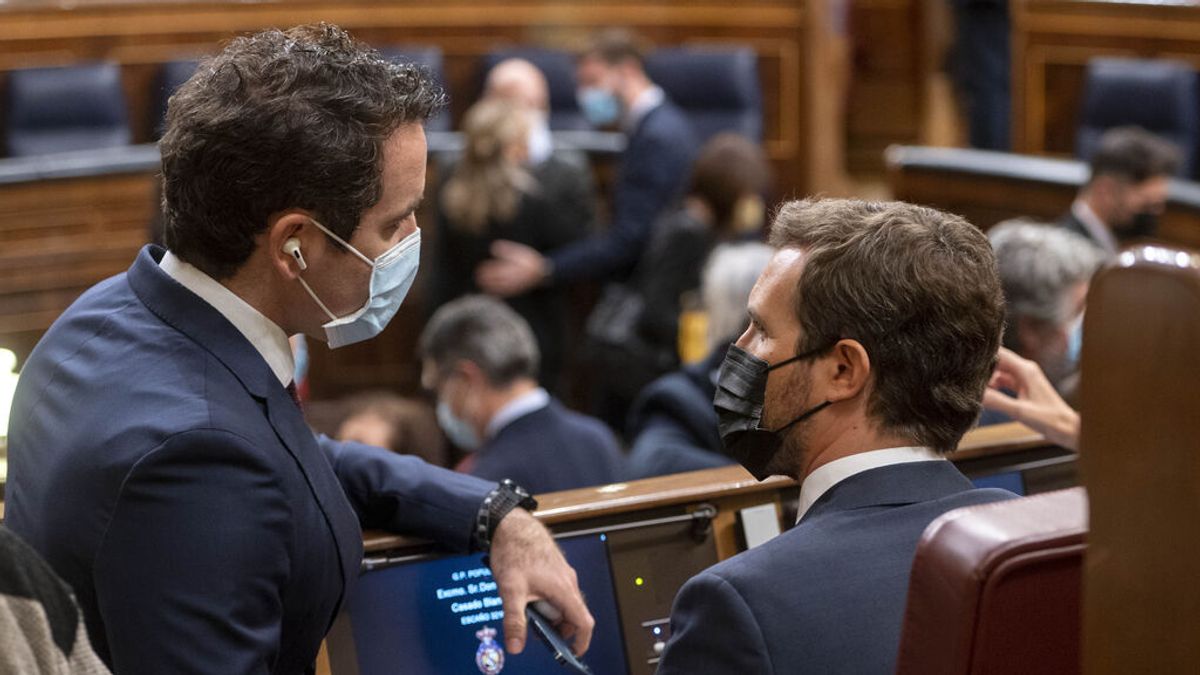 Casado y García Egea convocan a Génova a parlamentarios y cargos provinciales afines en medio de la crisis del PP Casado y García Egea convocan a Génova a parlamentarios y cargos provinciales afines en medio de la crisis del PP