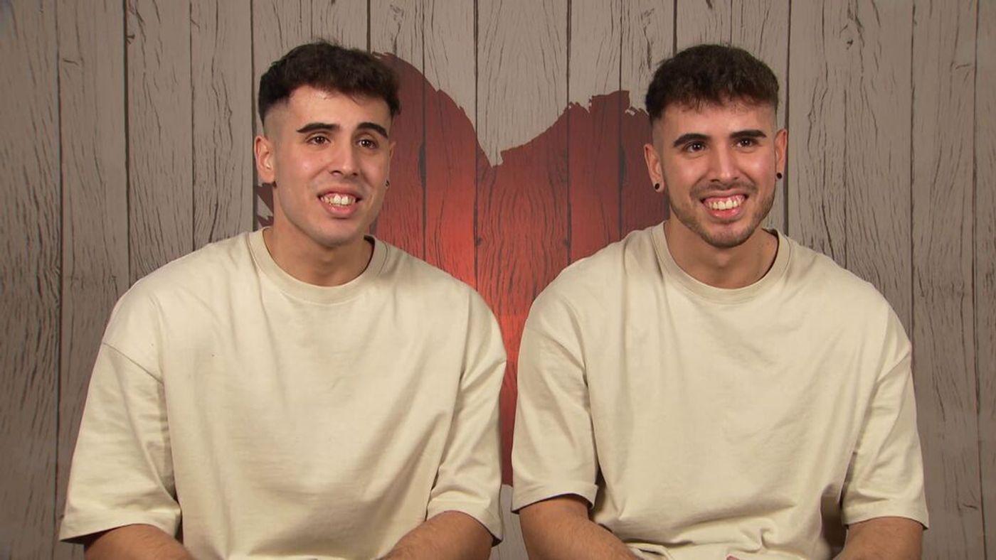 Josué y Aarón: “perdimos la virginidad el mismo día, en la misma casa y con dos gemelas” First Dates Temporada 5 Top Videos 646