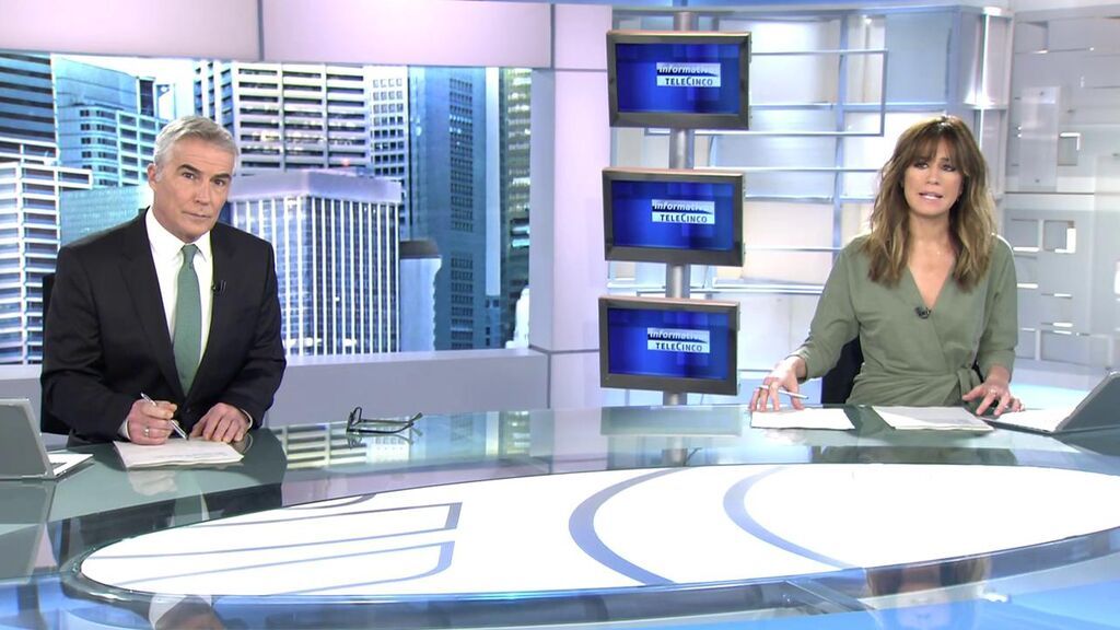 Con David Cantero e Isabel Jiménez Informativos Telecinco 2022 Mediodía 21/02/2022