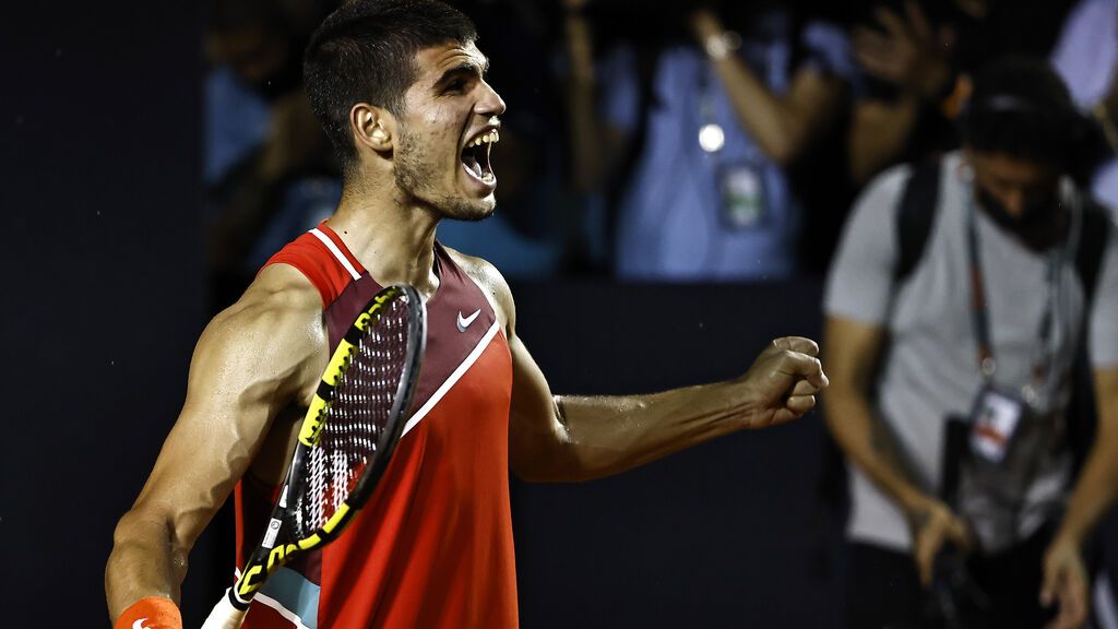 Alcaraz gana el Abierto de Río y se convierte en el tenista más joven en ganar un ATP 500