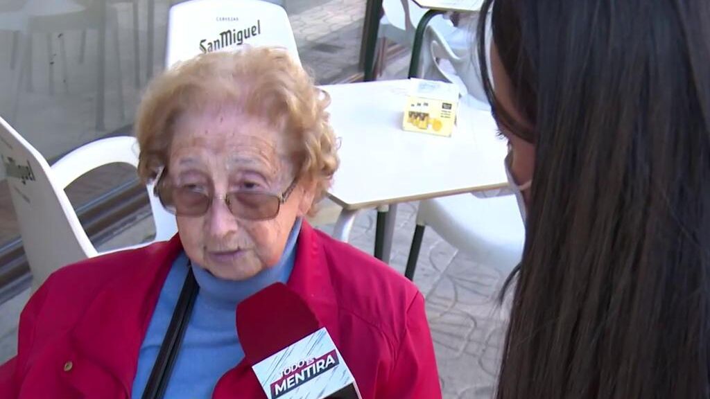 El apoyo de los vecinos del pueblo de Ayuso a la presidenta