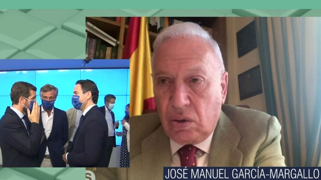 Margallo: "Feijóo es el futuro del Partido Popular"