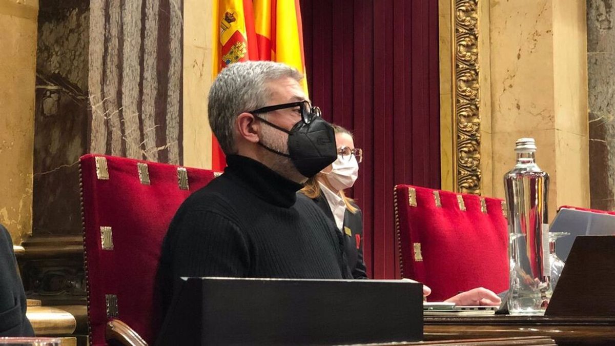 El Parlament valida a Carles Riera como sustituto del 'cupaire' Pau Juvillà en la Mesa