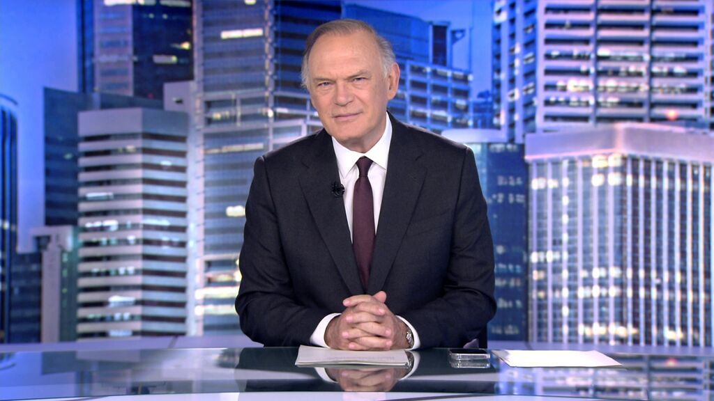 Con Pedro Piqueras Informativos Telecinco 2022 Noche 23/02/2022