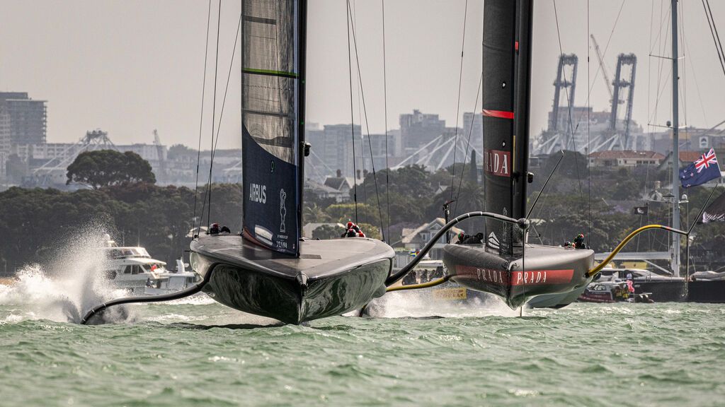 EuropaPress_3486405_luna_rossa_prada_pirelli_chases_american_magic_in_their_second_match_of_the