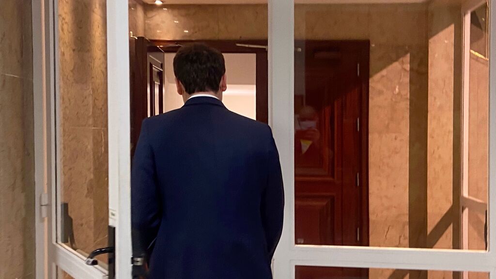 García Egea vuelve al Congreso como diputdo "raso"