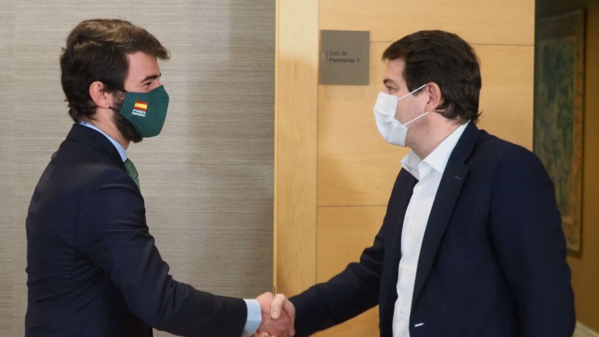 Reunión Mañueco-Gallardo: Vox exige entrar en el Gobierno de CyL o votará en contra del PP Reunión Mañueco-Gallardo: Vox exige entrar en el Gobierno de CyL o votará en contra del PP