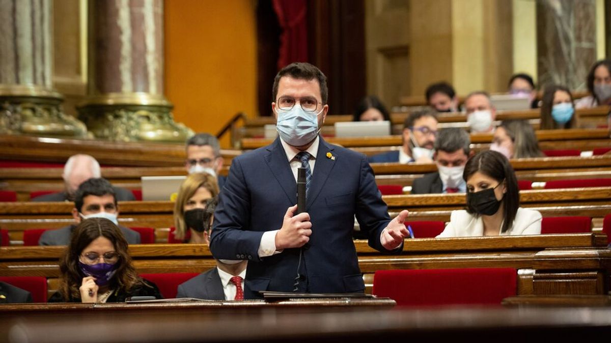 Aragonès dice que irá a la cena del MWC para que el Rey "no desplace al legítimo representante" de Cataluña Aragonès dice que irá a la cena del MWC para que el Rey "no desplace al legítimo representante" de Cataluña