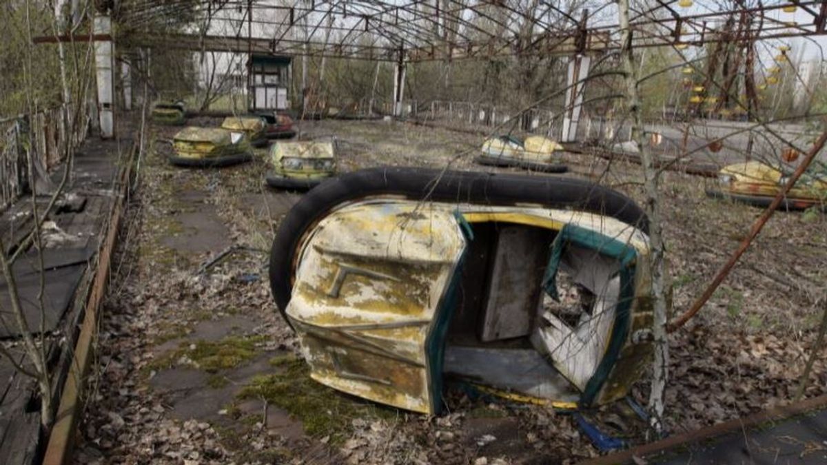 Fuerzas rusas invaden la zona de exclusión nuclear de la central de Chernóbil