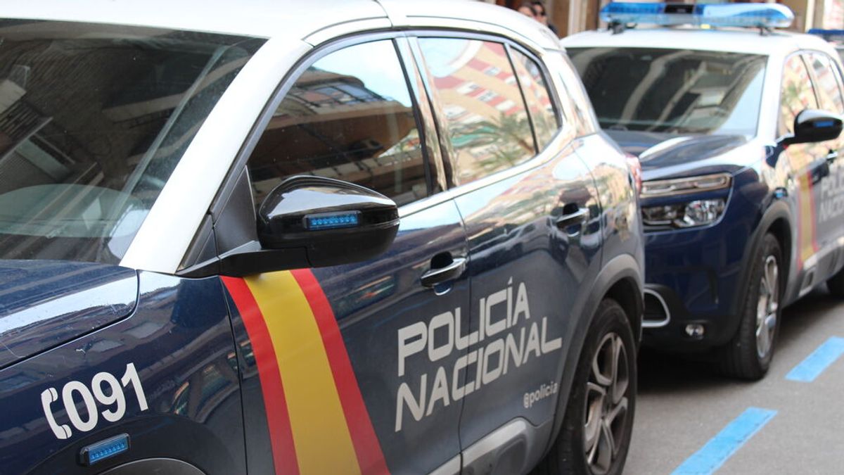 Detenidos dos hombres en Valencia por suplantarse la identidad en un examen para obtener la nacionalidad Detenidos dos hombres en Valencia por suplantarse la identidad en un examen para obtener la nacionalidad