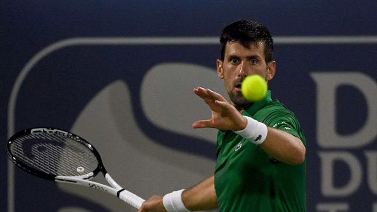 Djokovic insiste en que "no es una amenaza" y que su cuerpo "no necesita la vacuna" Djokovic insiste en que "no es una amenaza" y que su cuerpo "no necesita la vacuna"