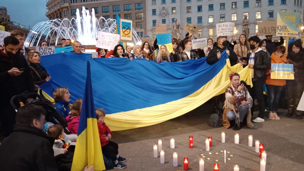 Concentración en Barcelona contra el ataque ruso a Ucrania