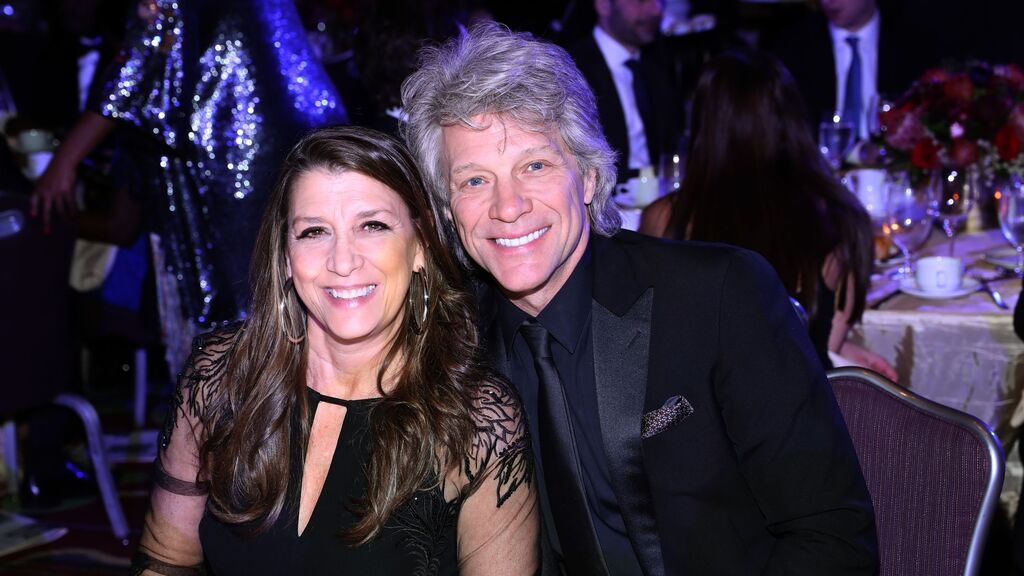 Bon Jovi y la intensa historia de amor con su novia de secundaria.