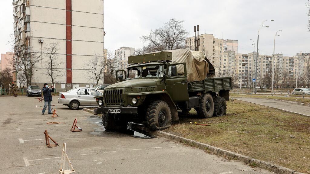 Las tropas rusas entran en Kiev y el gobierno ucraniano pide a los ciudadanos que resistan