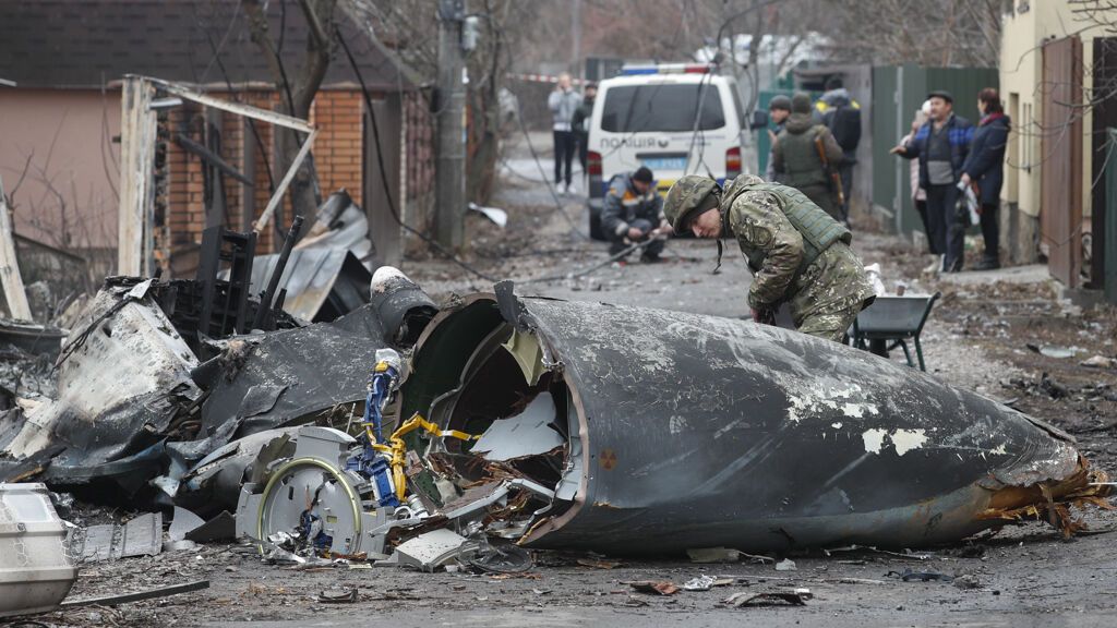 Putin alienta un golpe de Estado en Ucrania tras el asedio de Kiev