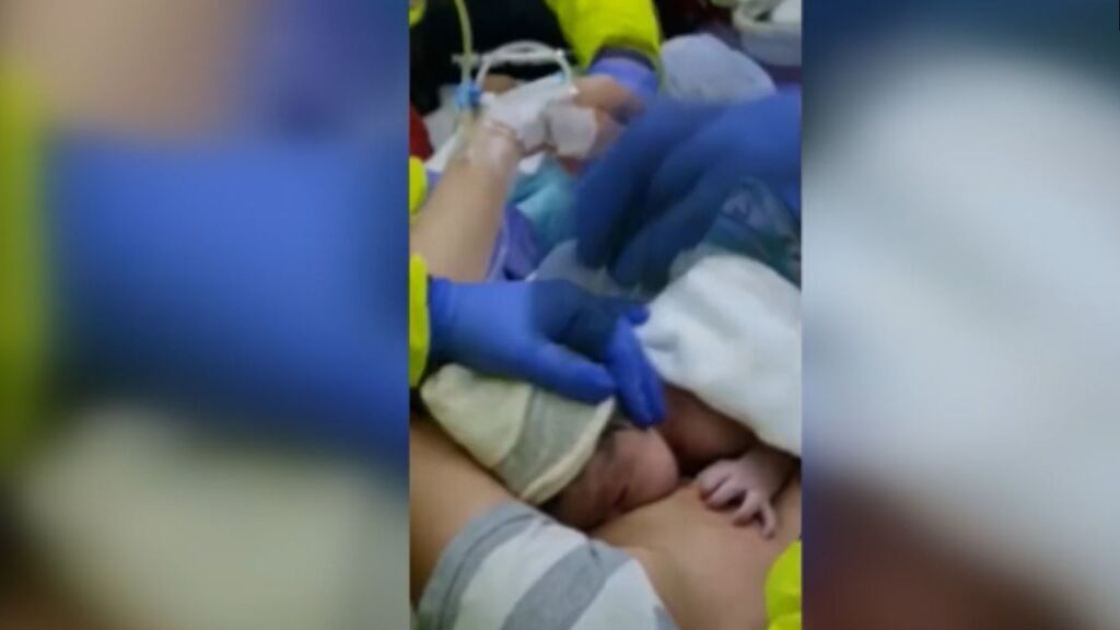 Una mujer se pone de parto y termina dando a luz en un centro de acogida de Samur Social en Madrid